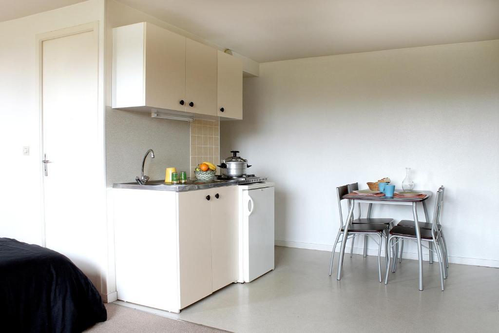 Residence Les Temporis Bretteville Sur Odon Bretteville-sur-Odon Quarto foto